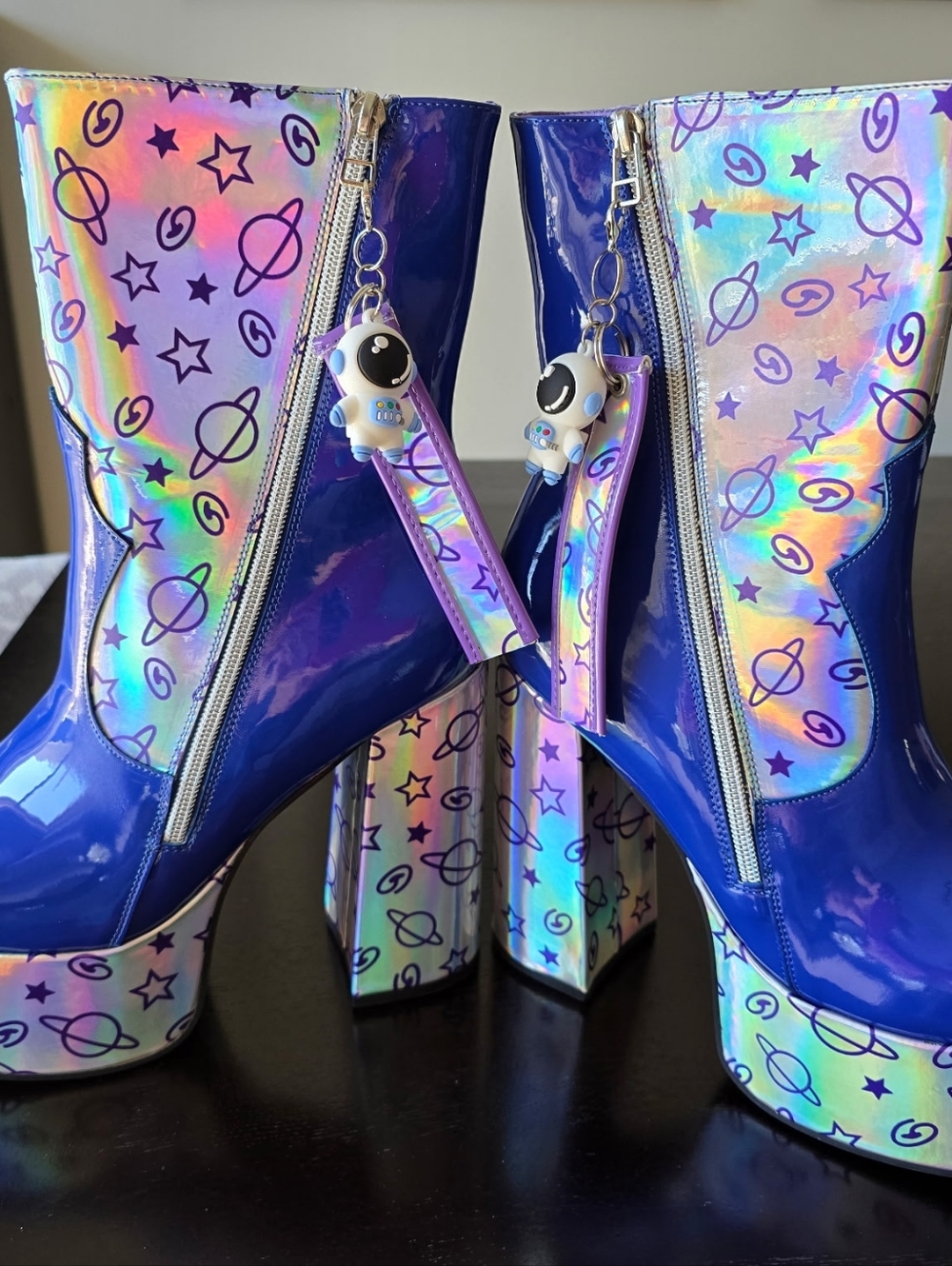 Spaceman Supernova Holographic Purple Platform Boots Sz US 10